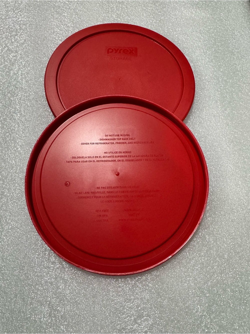 Pyrex Red Round Plastic Storage Lid - Picture 5 of 5
